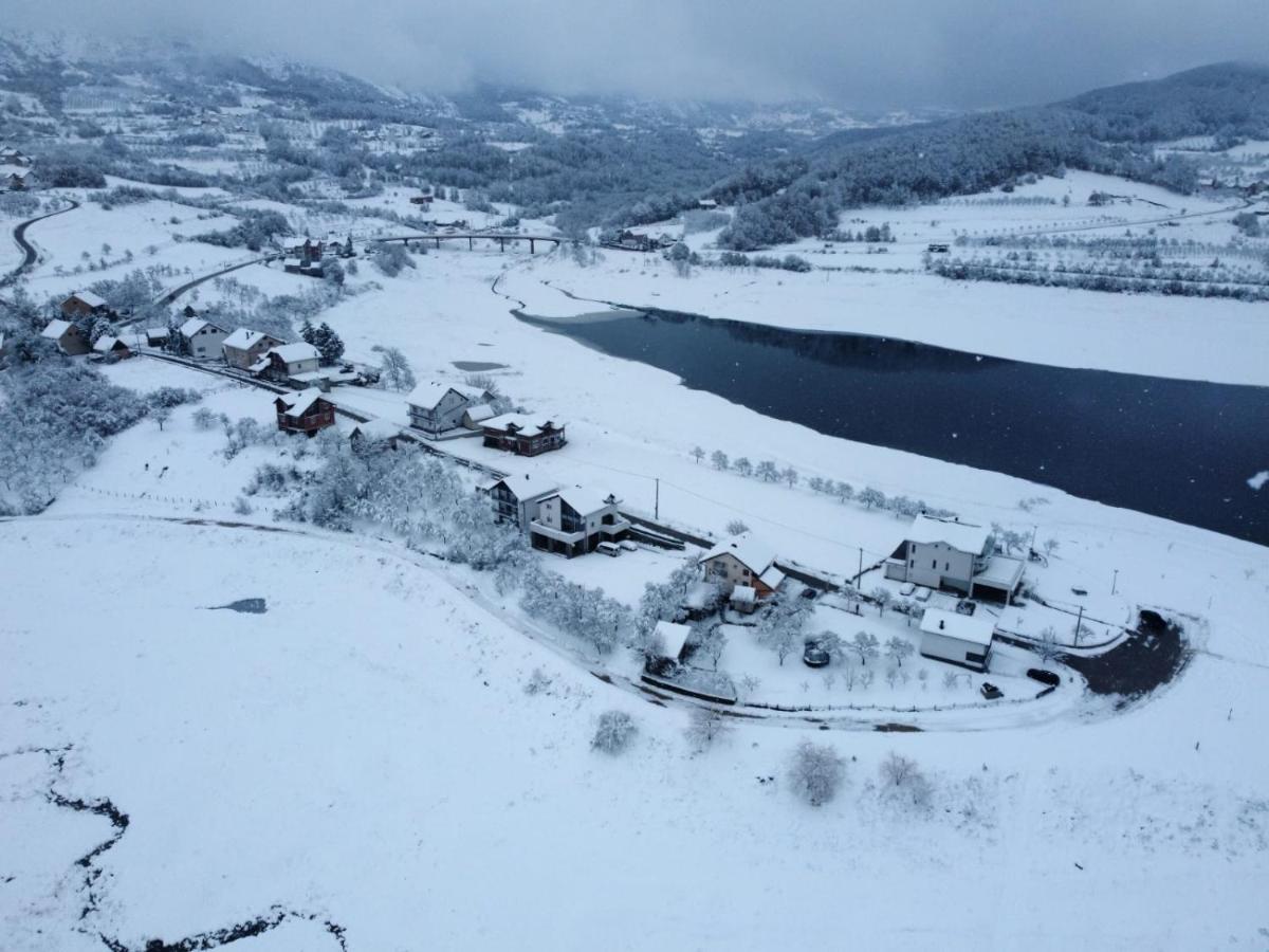 Vikendica Bosnjak Prozor エクステリア 写真