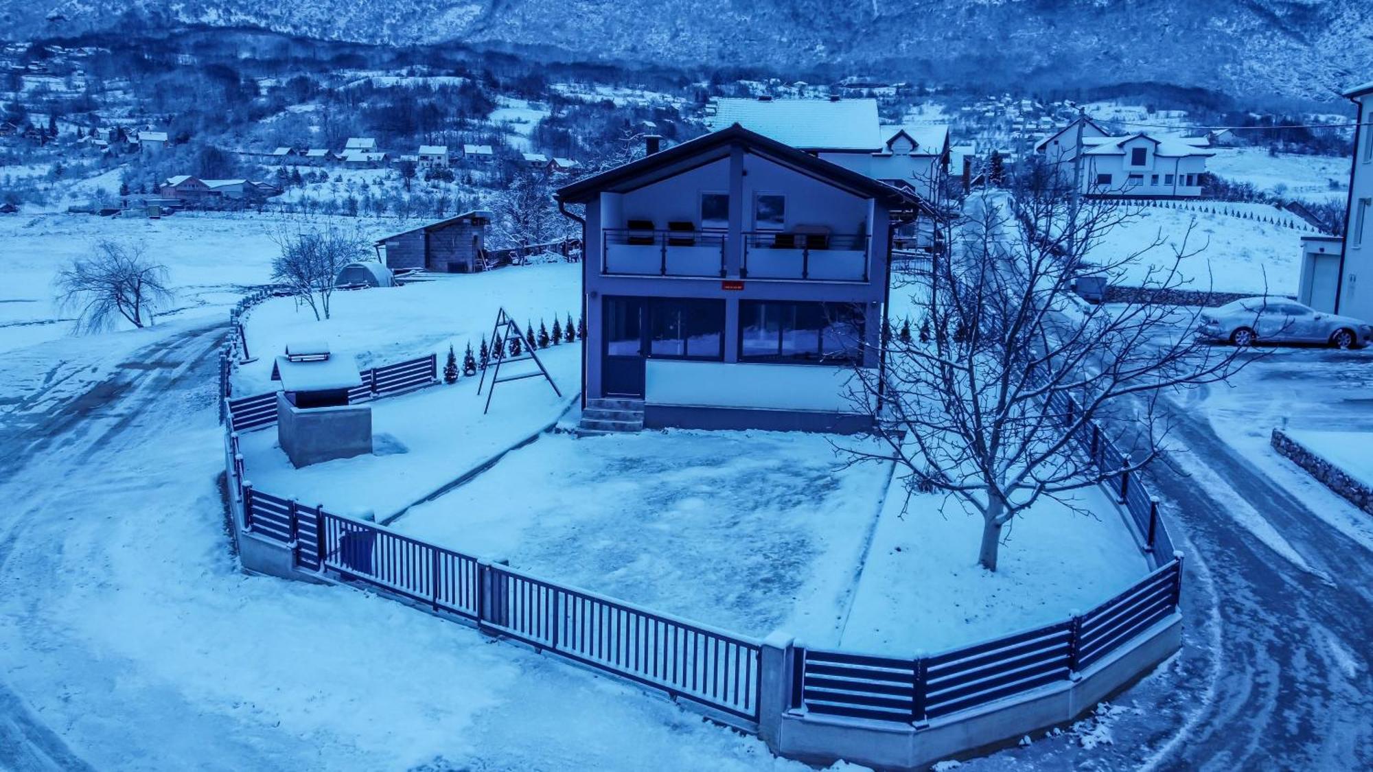Vikendica Bosnjak Prozor エクステリア 写真